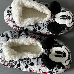 Mickey Mouse kids slipper size 11